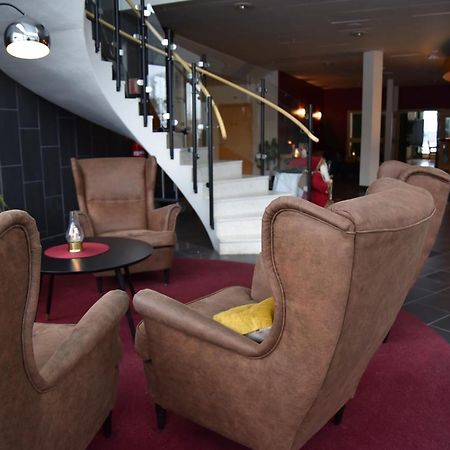 Hotell Arjaeng Exteriér fotografie
