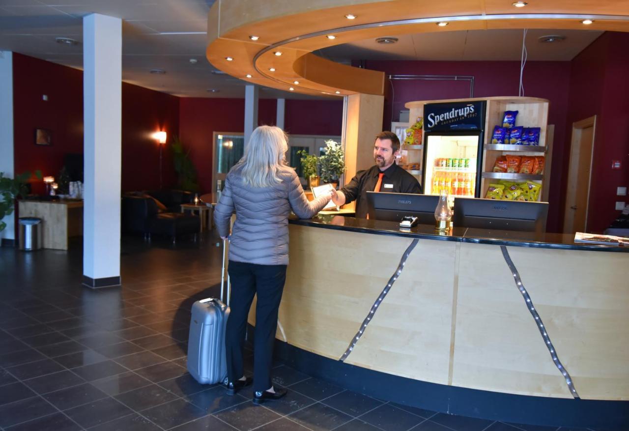 Hotell Arjaeng Exteriér fotografie
