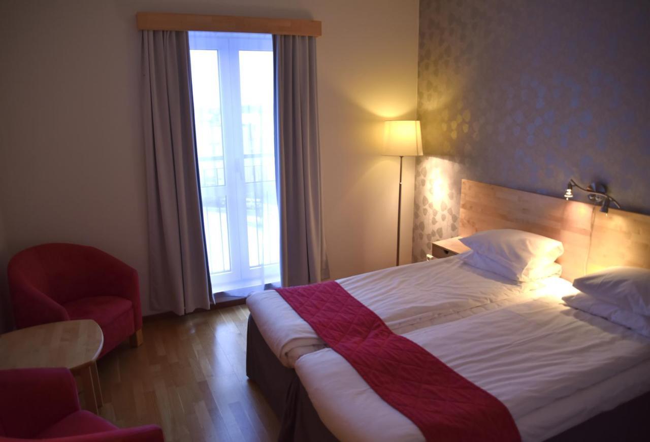 Hotell Arjaeng Exteriér fotografie